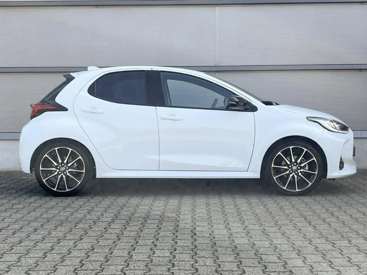 1.5 Hybrid 115pk AUT Sport | Navigatie | Stoelverwarming | Apple Carplay/Android Auto