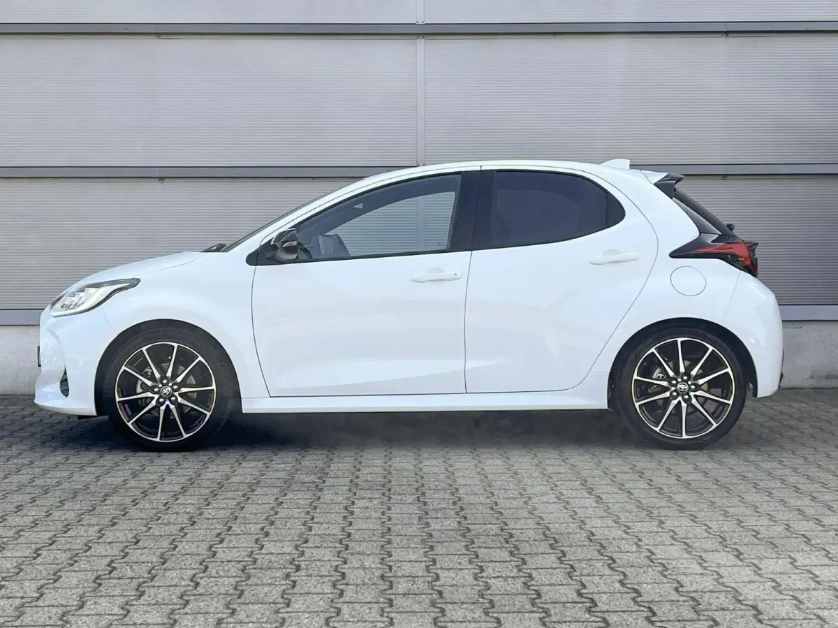 1.5 Hybrid 115pk AUT Sport | Navigatie | Stoelverwarming | Apple Carplay/Android Auto