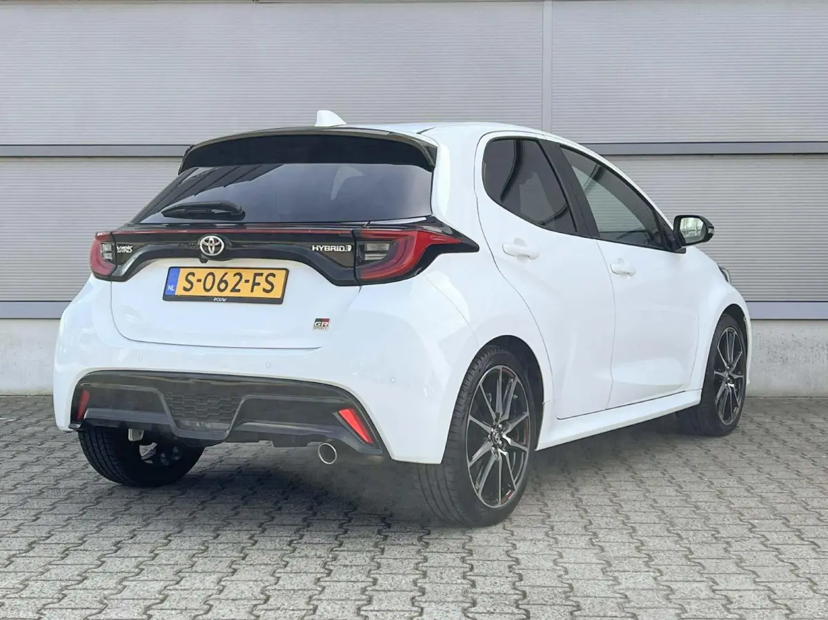 1.5 Hybrid 115pk AUT Sport | Navigatie | Stoelverwarming | Apple Carplay/Android Auto