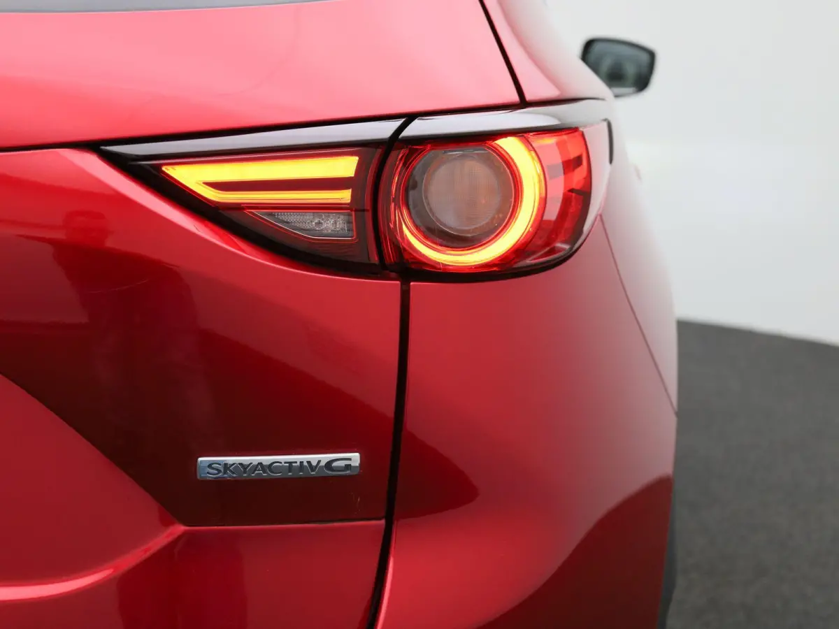 2.0 Skyactiv-G 163 Homura | BOSE AUDIO | HEAD-UP | 360 CAMERA | NAVIGATIE | STOEL-STUURWIELVERWARMING
