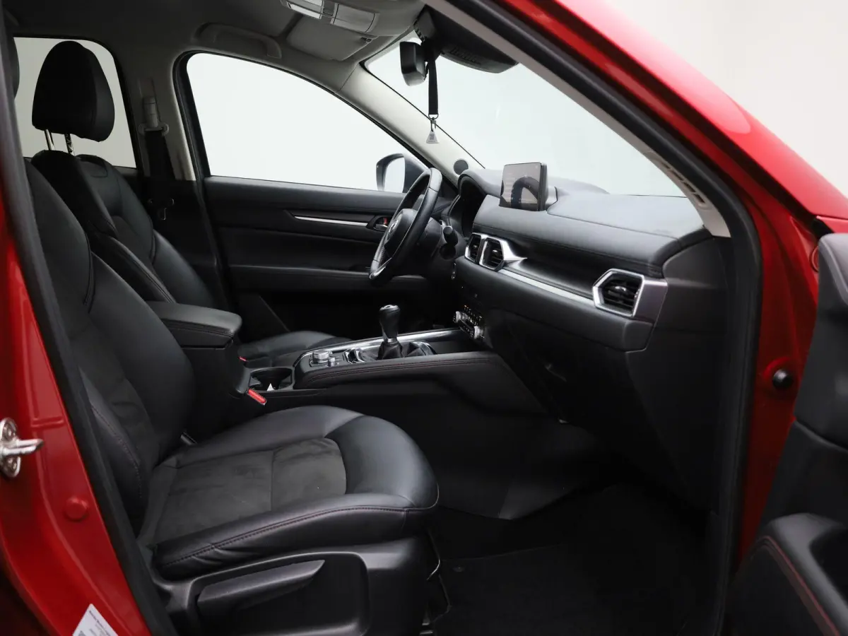 2.0 Skyactiv-G 163 Homura | BOSE AUDIO | HEAD-UP | 360 CAMERA | NAVIGATIE | STOEL-STUURWIELVERWARMING