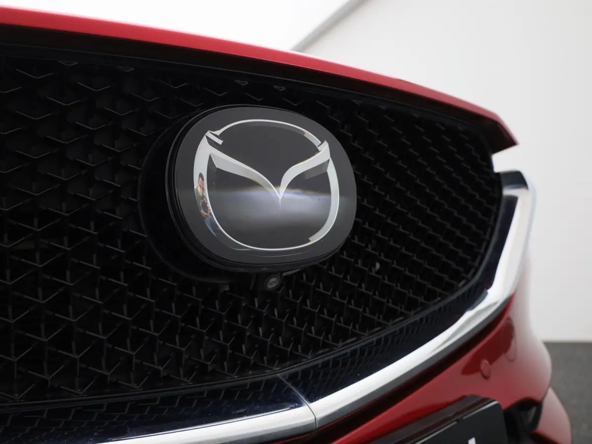 2.0 Skyactiv-G 163 Homura | BOSE AUDIO | HEAD-UP | 360 CAMERA | NAVIGATIE | STOEL-STUURWIELVERWARMING