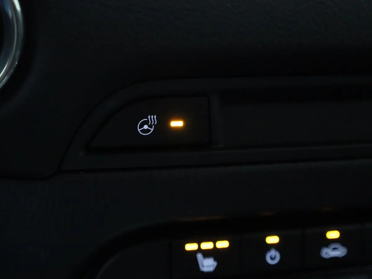 2.0 Skyactiv-G 163 Homura | BOSE AUDIO | HEAD-UP | 360 CAMERA | NAVIGATIE | STOEL-STUURWIELVERWARMING