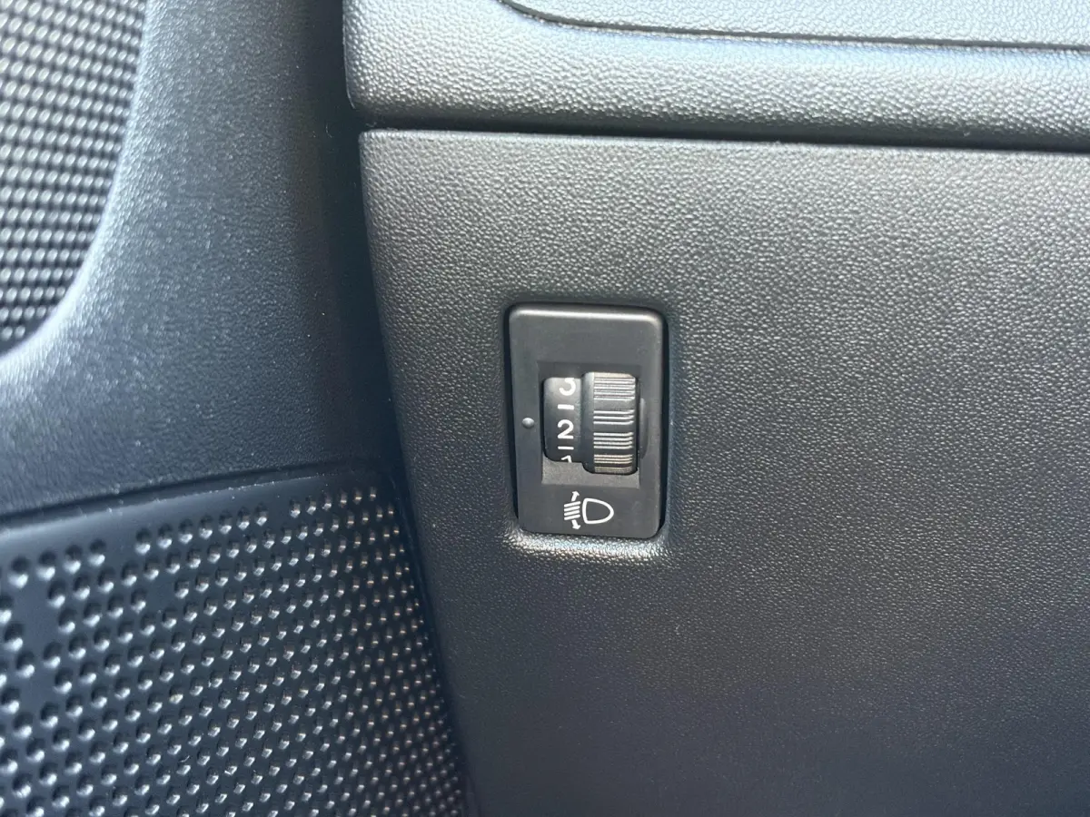 1.2 PureTech Active 2e Eigenaar,Navi,Dealer Onderhouden,Airco,Cruise,Carplay,5 Deurs,Net beurt gehad,N.A.P,Apk tot 04-2027