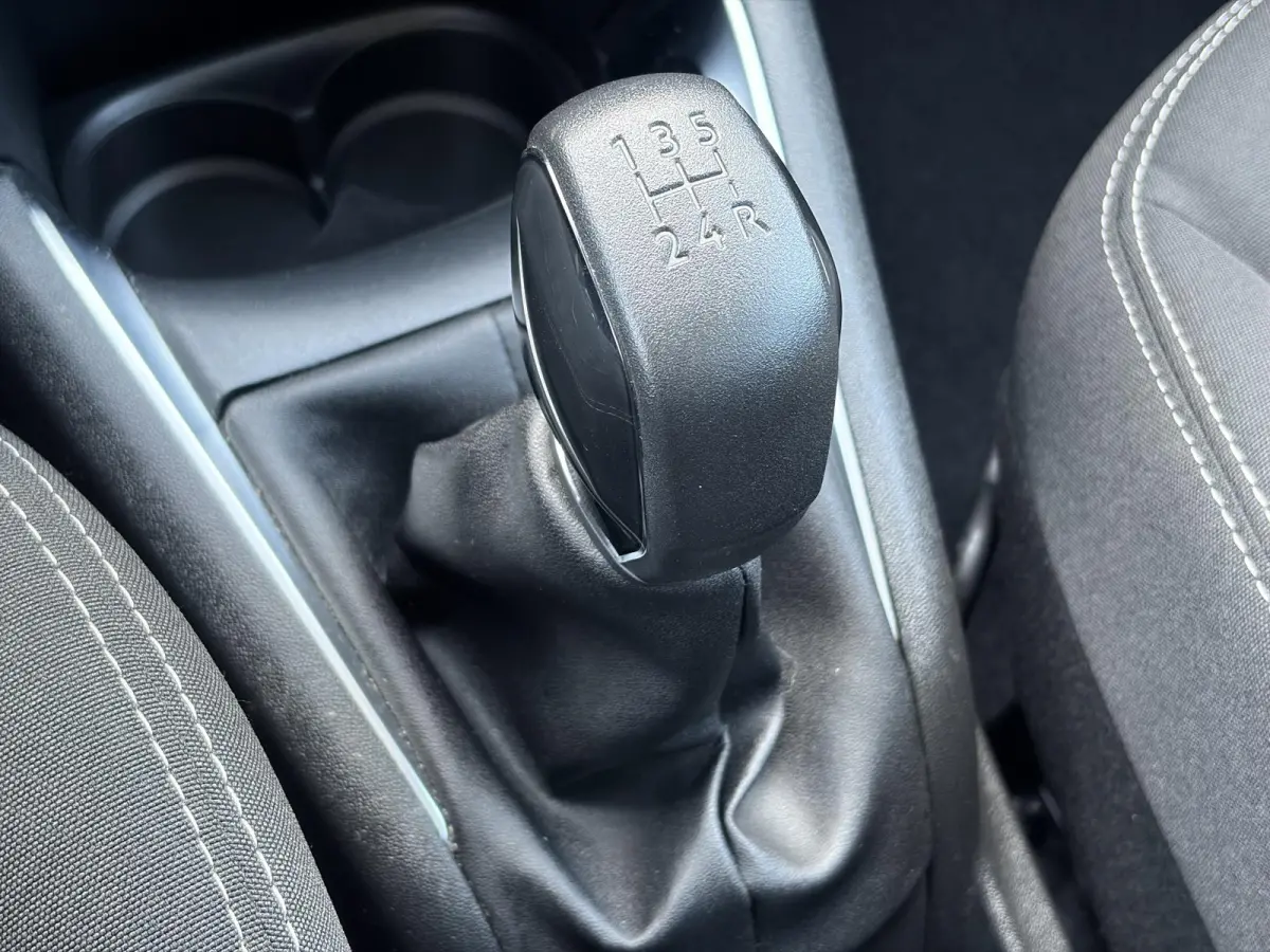 1.2 PureTech Active 2e Eigenaar,Navi,Dealer Onderhouden,Airco,Cruise,Carplay,5 Deurs,Net beurt gehad,N.A.P,Apk tot 04-2027