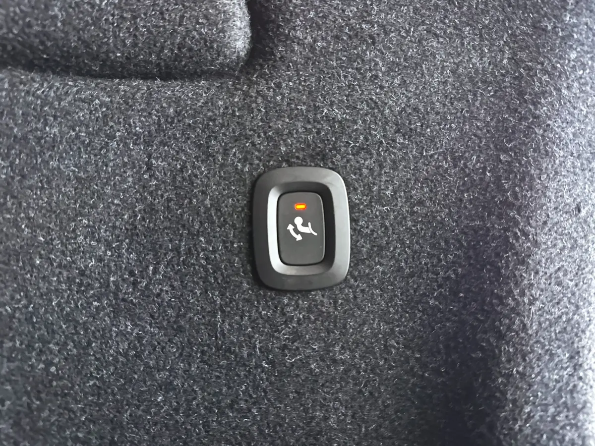 T4 R-Design Expression | Parkeercamera | Harman Kardon | Cruise control | Trekhaak