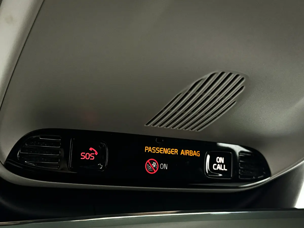 T4 R-Design Expression | Parkeercamera | Harman Kardon | Cruise control | Trekhaak