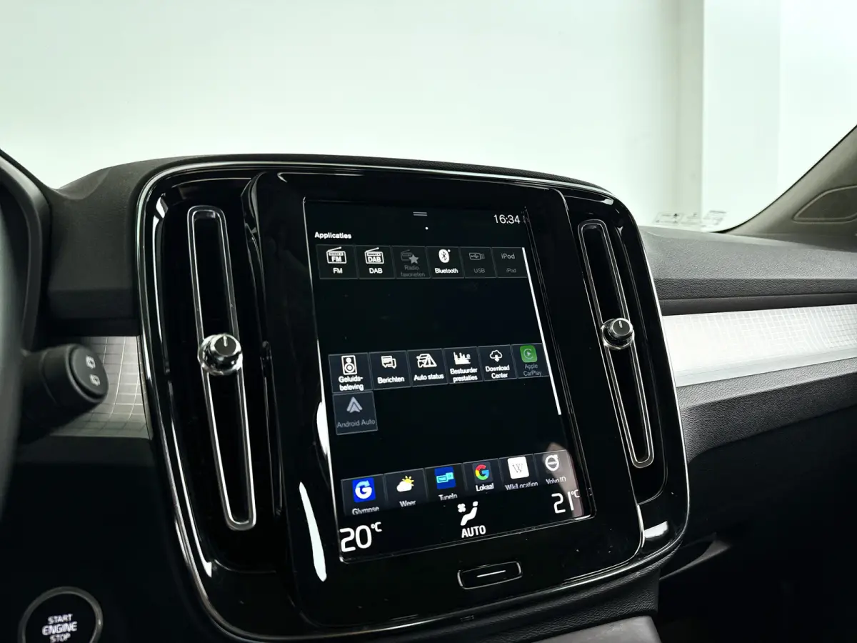 T4 R-Design Expression | Parkeercamera | Harman Kardon | Cruise control | Trekhaak