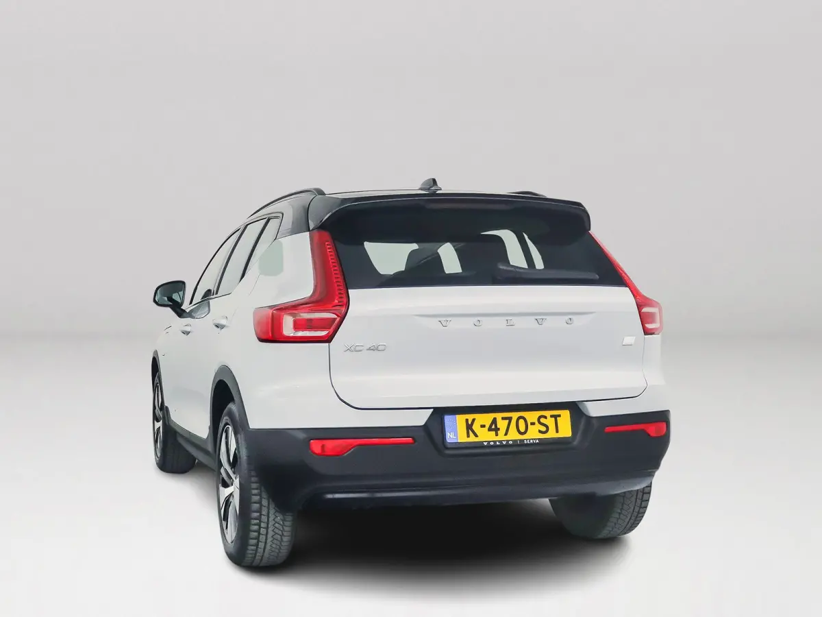 T4 R-Design Expression | Parkeercamera | Harman Kardon | Cruise control | Trekhaak