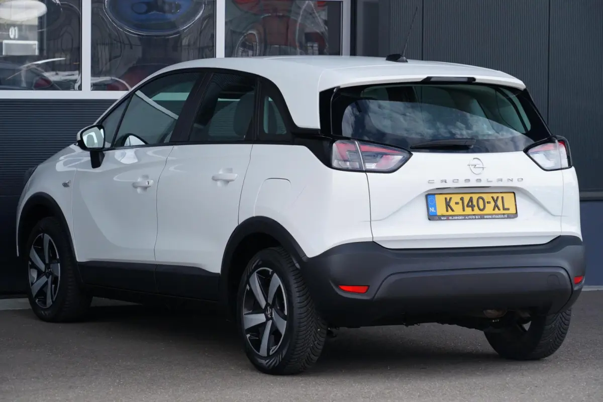 1.2 Edition, NL, 1e eig. CarPlay, cruise, LED