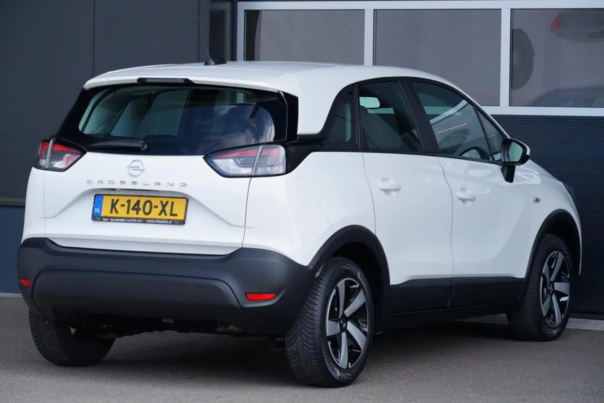 1.2 Edition, NL, 1e eig. CarPlay, cruise, LED