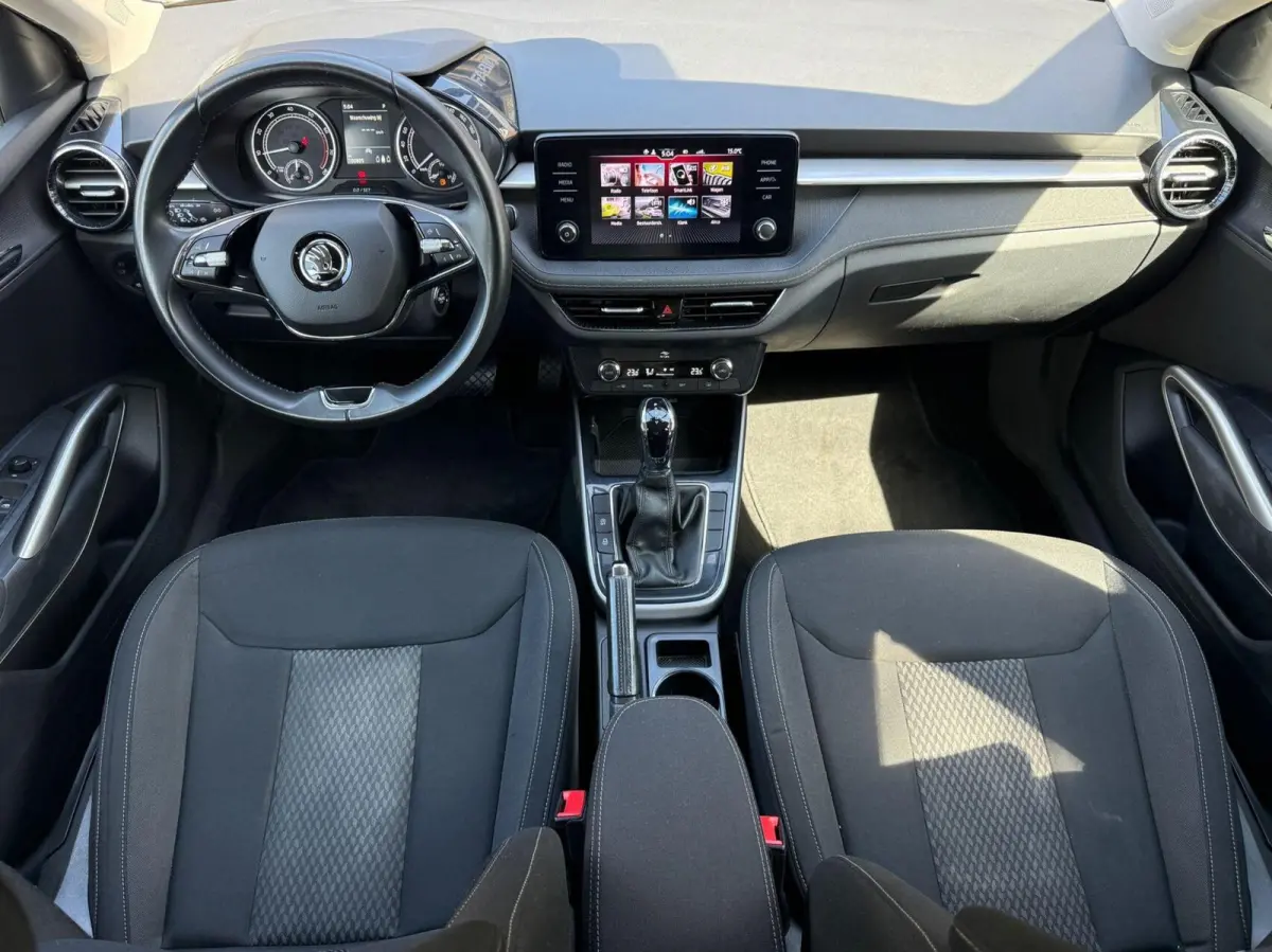 1.0 TSI Business Edition Aut*Led*Car-Play*Clima