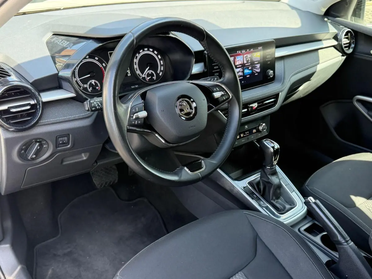 1.0 TSI Business Edition Aut*Led*Car-Play*Clima
