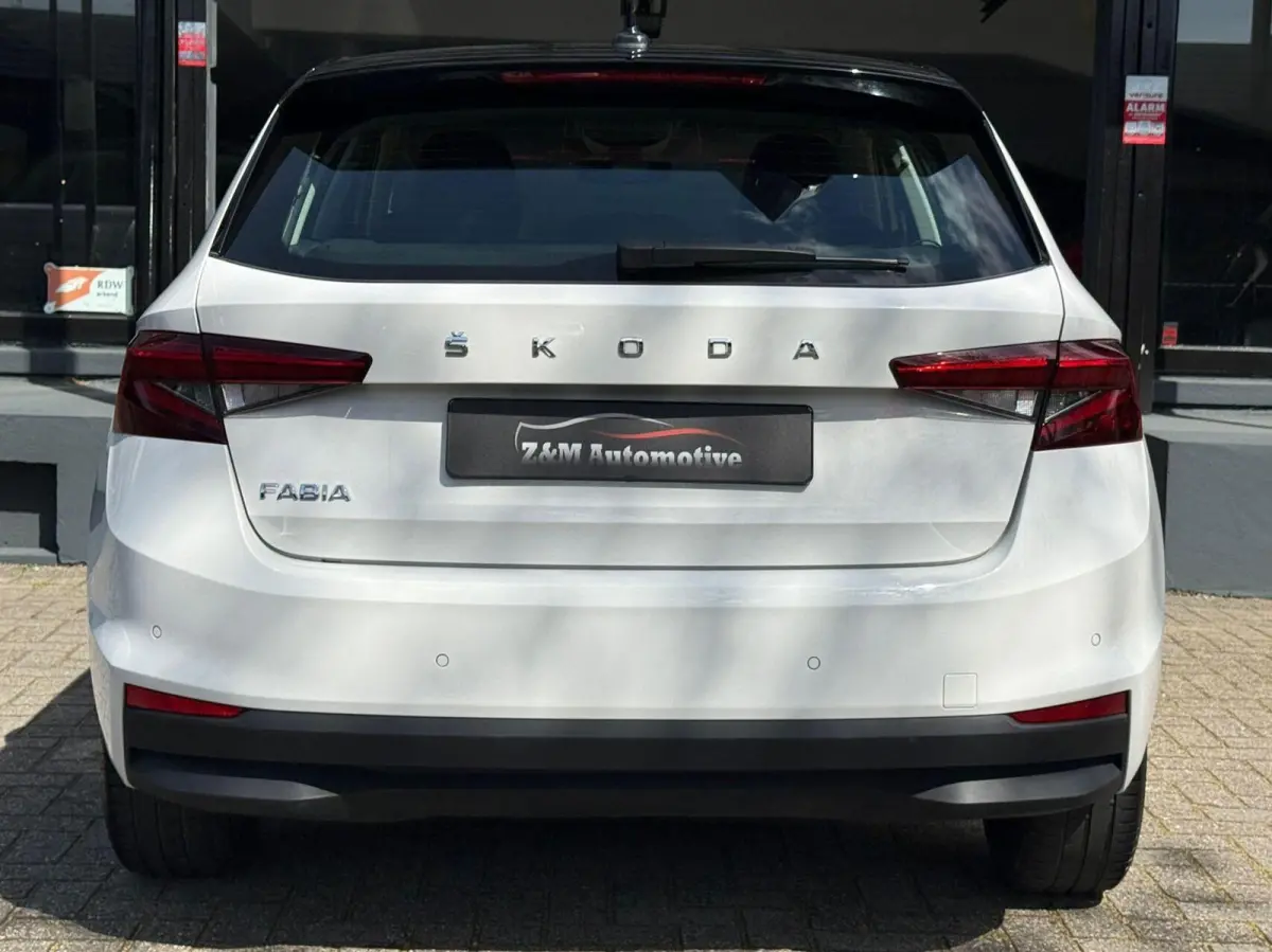 1.0 TSI Business Edition Aut*Led*Car-Play*Clima