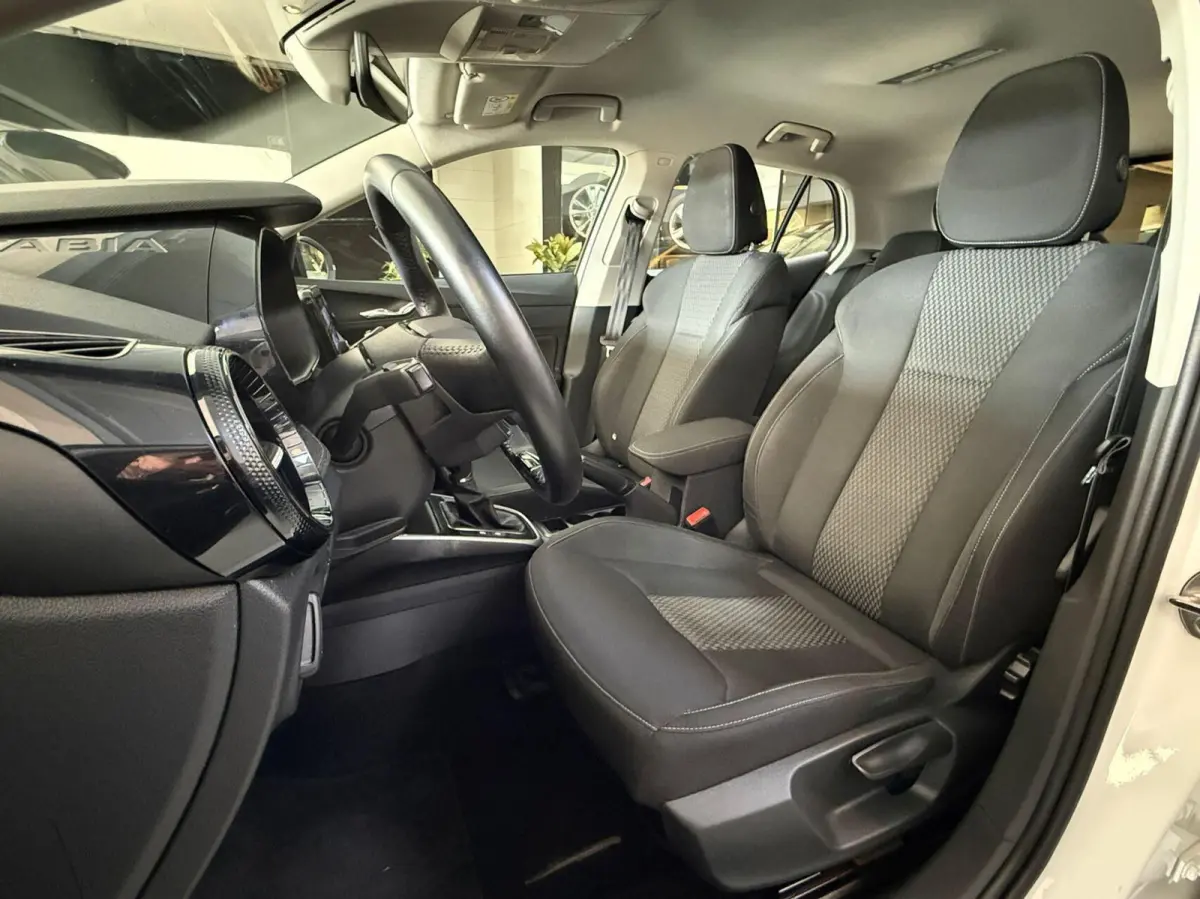 1.0 TSI Business Edition Aut*Led*Car-Play*Clima