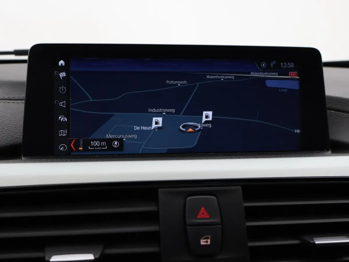 318i M-SPORT + AFN. TREKHAAK | LEDER SPORTINT. | DIGITALE COCKPIT | STOELVERWARMING