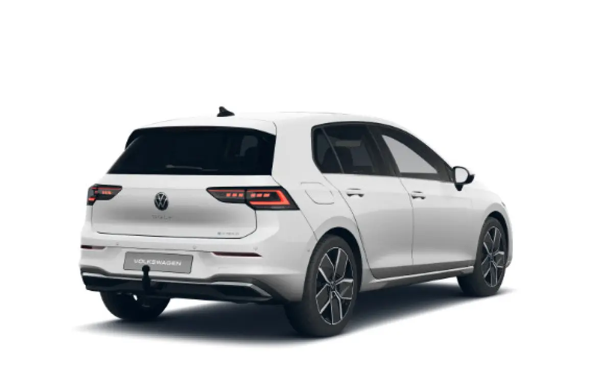 1.5 eHybrid Style Edition 204 PK Plug-in Hybrid | Trekhaak | Panoramadak | Apple Carplay draadloos | Keyless access | Dodehoeksensoren | Ruiten getint | Adaptive cruise control | LED koplamp