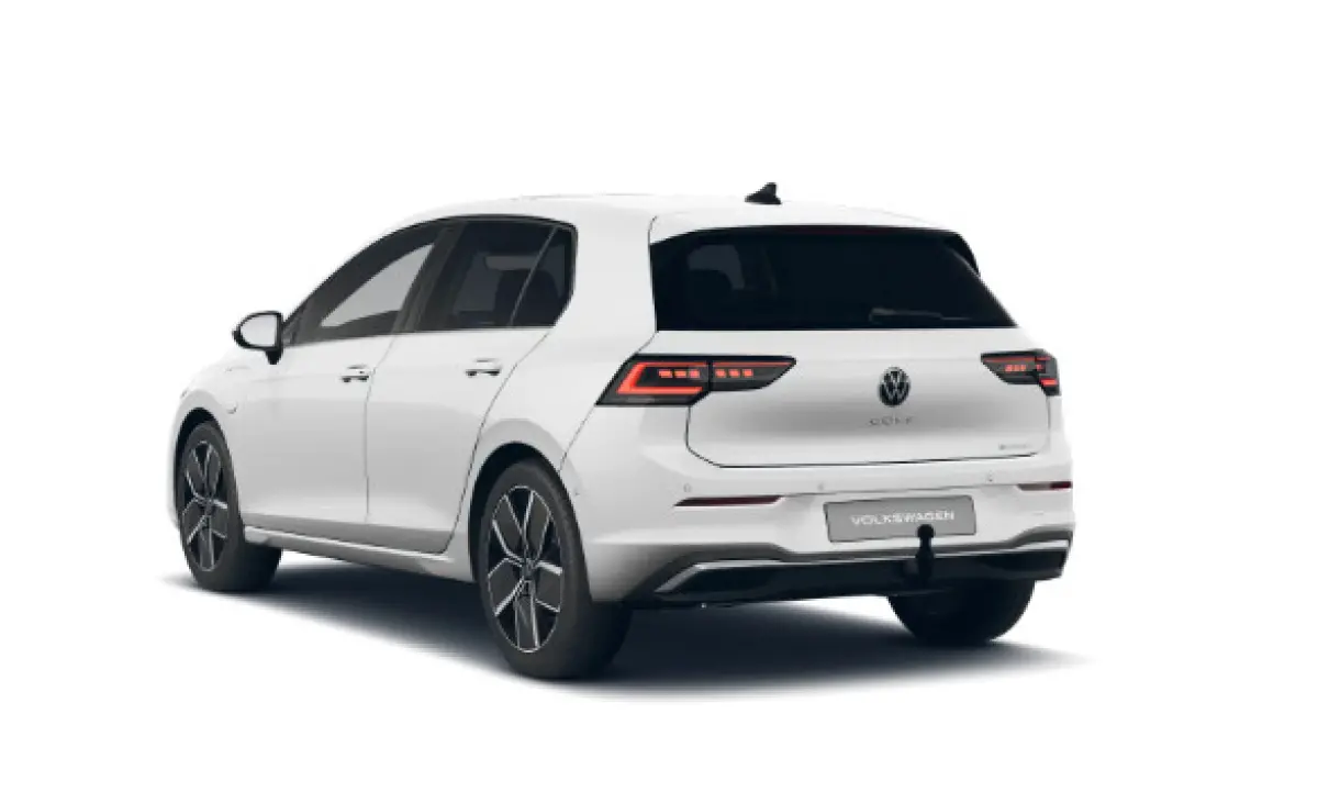 1.5 eHybrid Style Edition 204 PK Plug-in Hybrid | Trekhaak | Panoramadak | Apple Carplay draadloos | Keyless access | Dodehoeksensoren | Ruiten getint | Adaptive cruise control | LED koplamp