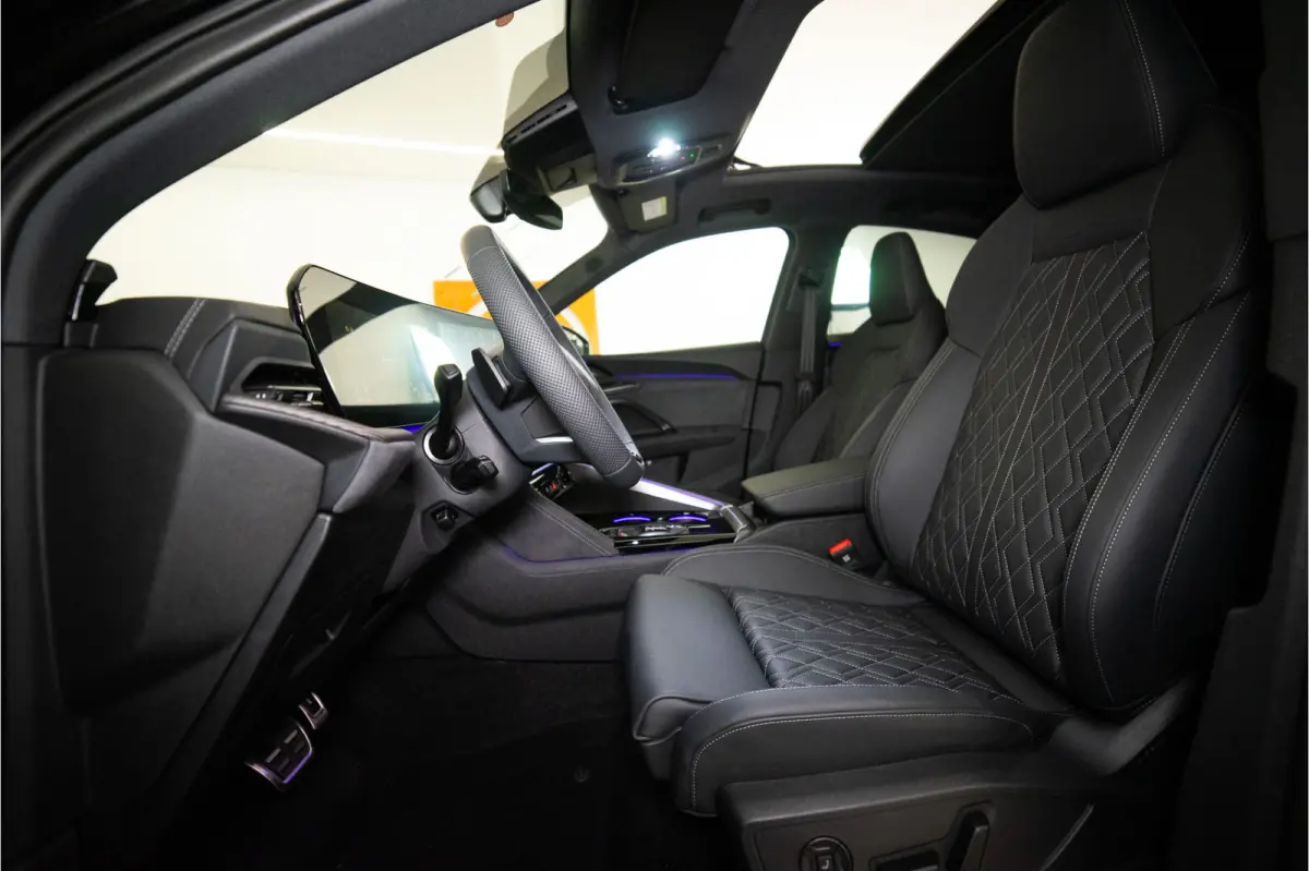 e-hybrid 270KW Quattro S Edition 367PK | 2026 | B&O | Pano | Sfeer | Memory | 5 Jaar fabrieksgarantie!