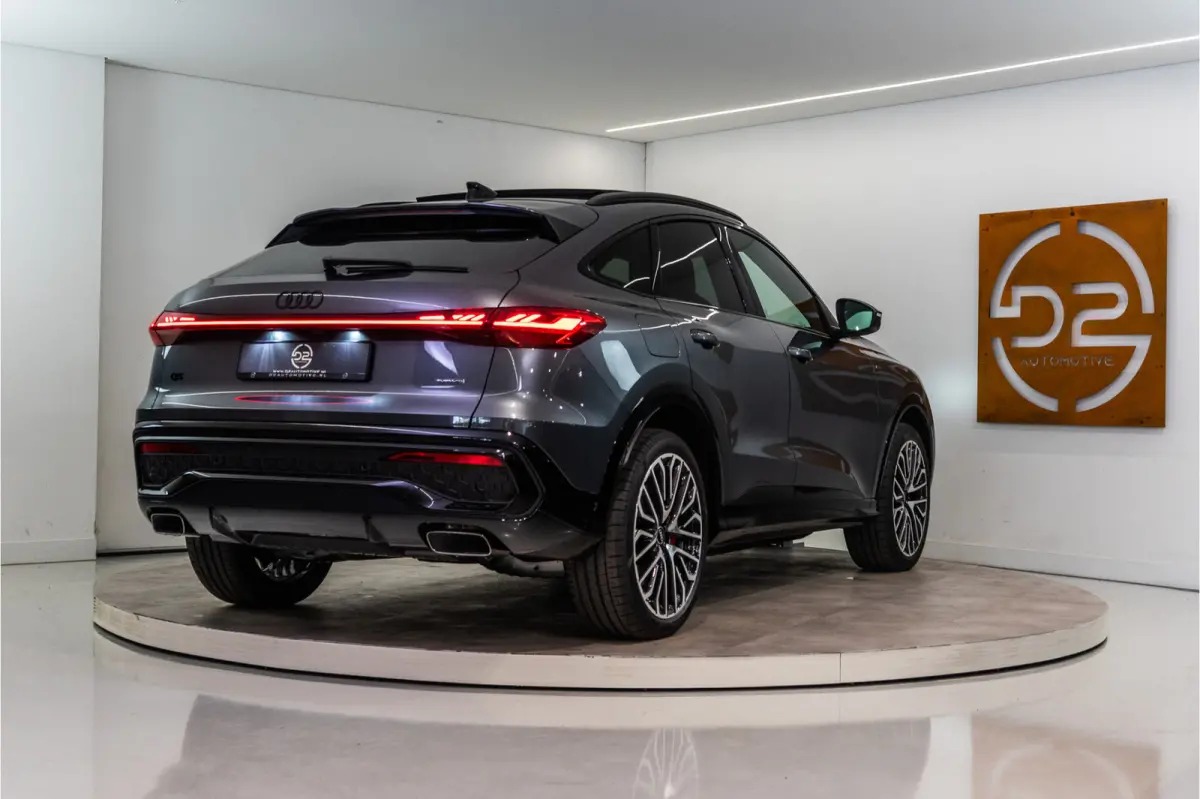 e-hybrid 270KW Quattro S Edition 367PK | 2026 | B&O | Pano | Sfeer | Memory | 5 Jaar fabrieksgarantie!