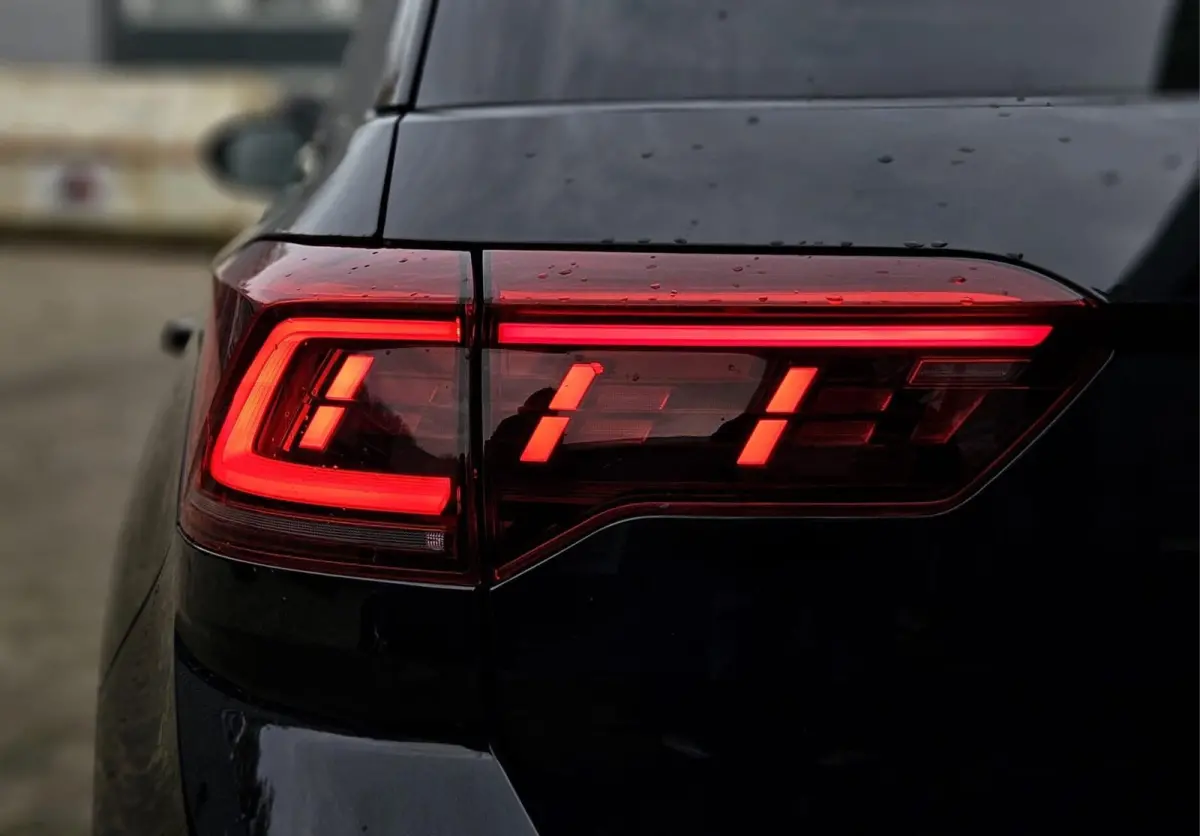 2.0 TSI 4Motion R-Line Business+