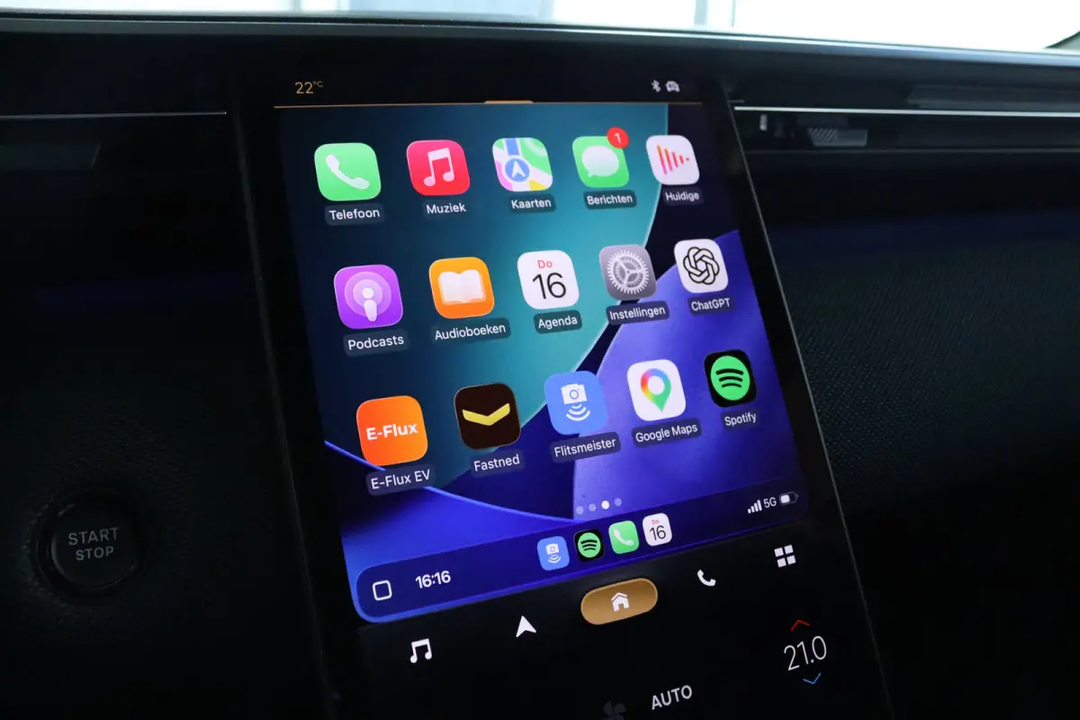 1.2 Hybrid 145 Business | 8 Jaar Garantie | Adapt. Cruise | Head-up | 360 Camera | Stuurverwarming | Elektr. Klep | Navi | Carplay | Climate |
