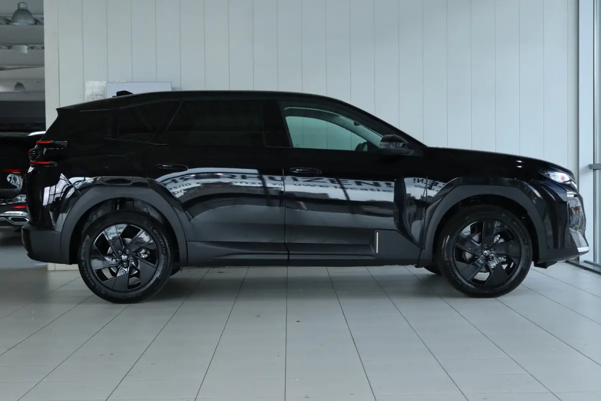 1.2 Hybrid 145 Business | 8 Jaar Garantie | Adapt. Cruise | Head-up | 360 Camera | Stuurverwarming | Elektr. Klep | Navi | Carplay | Climate |