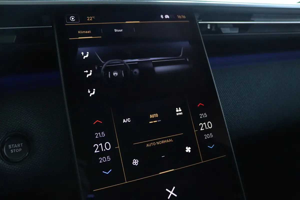 1.2 Hybrid 145 Business | 8 Jaar Garantie | Adapt. Cruise | Head-up | 360 Camera | Stuurverwarming | Elektr. Klep | Navi | Carplay | Climate |
