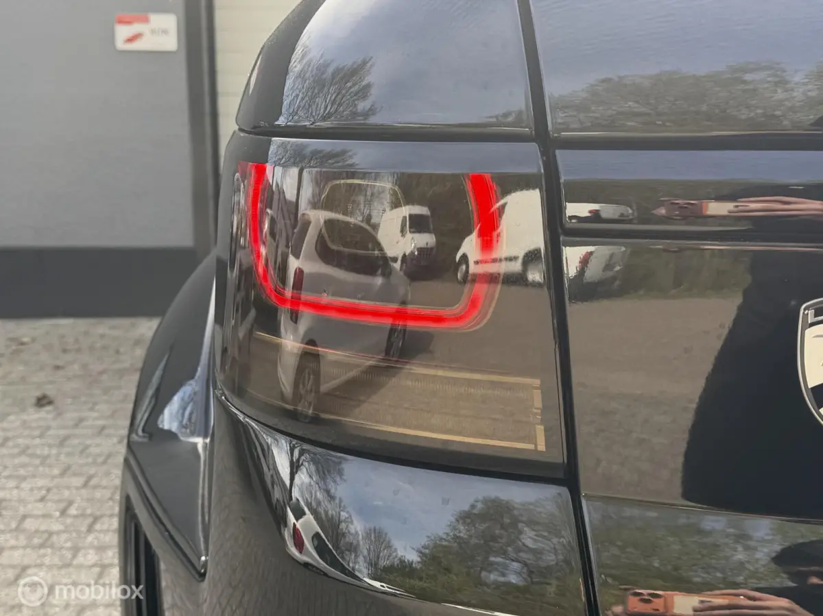 3.0 SDV6 / Bodykit / Pano/ Luma