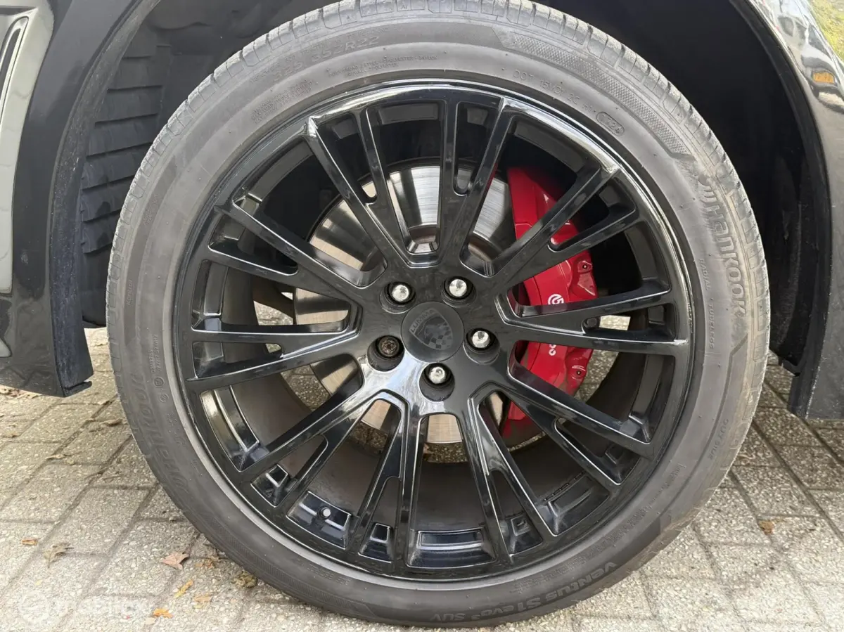 3.0 SDV6 / Bodykit / Pano/ Luma