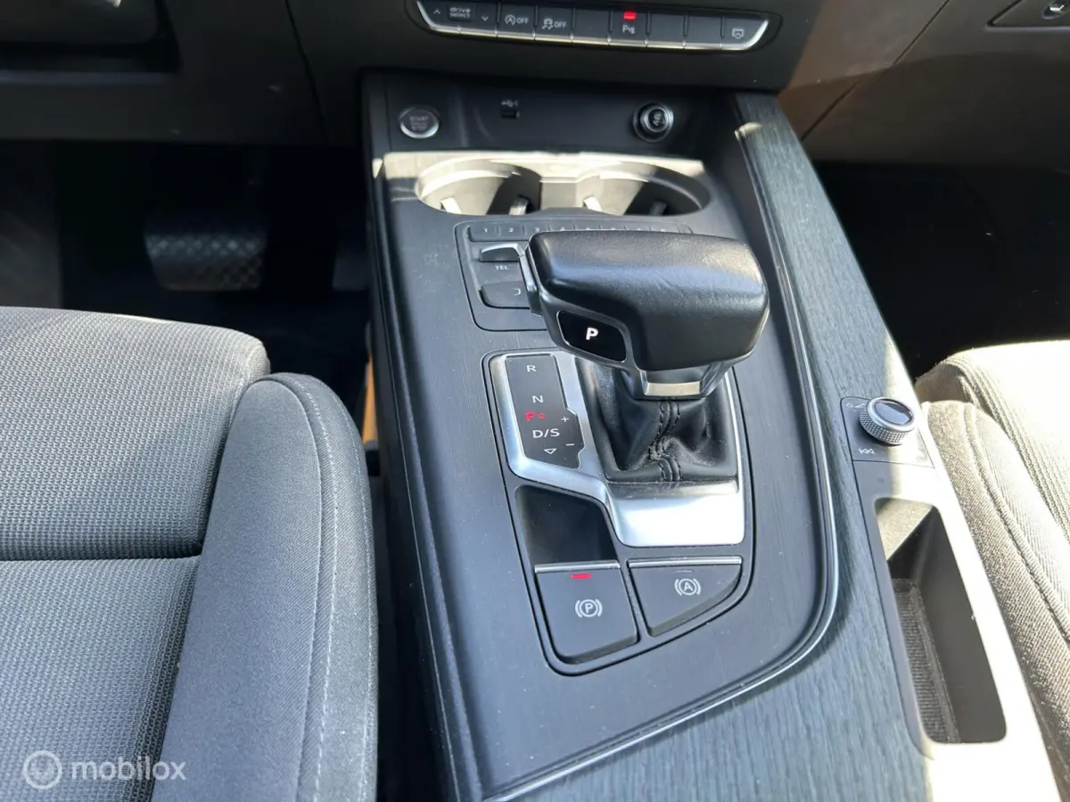 1.4 TFSI Sport Lease Edition - Aut - Navi - Stoelverwarming -