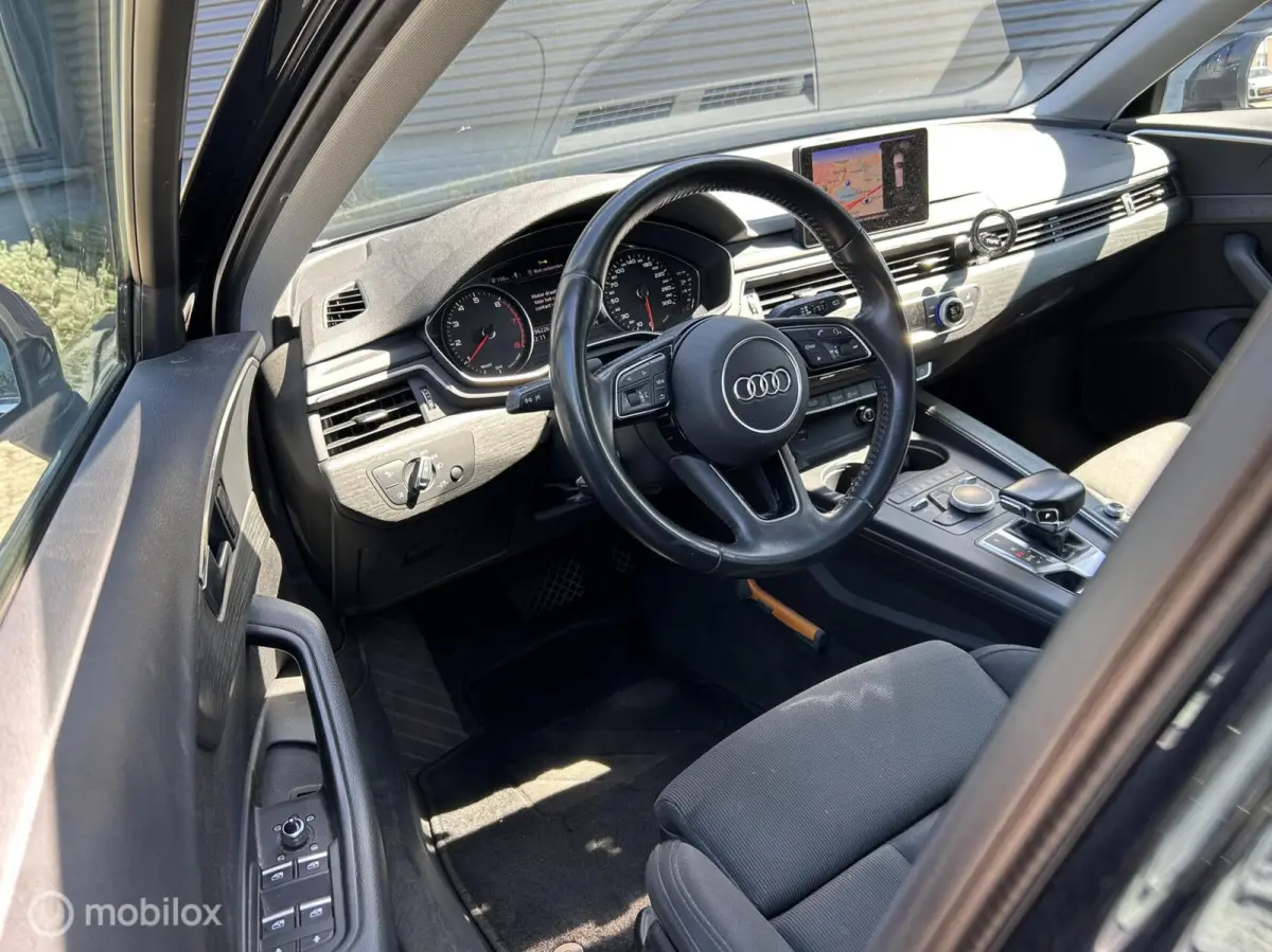 1.4 TFSI Sport Lease Edition - Aut - Navi - Stoelverwarming -