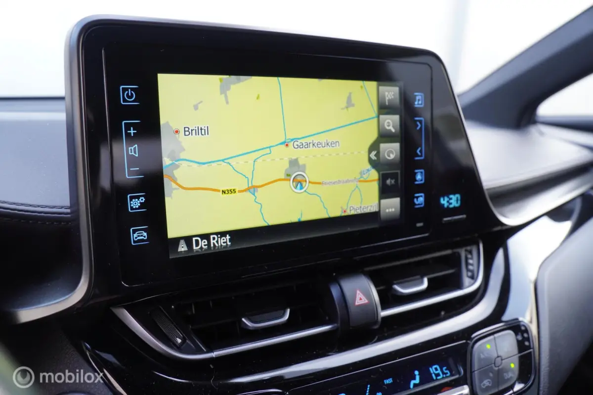 1.8 Hybrid Dynamic 2019 72.403 KM