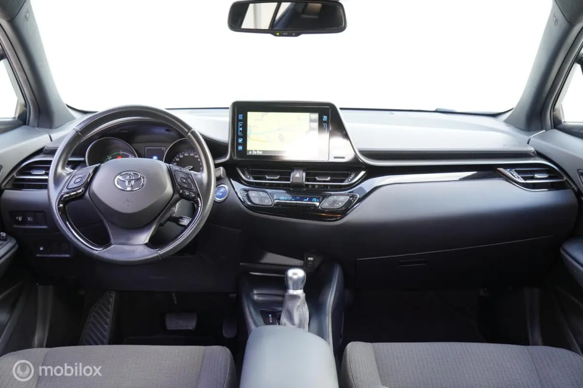 1.8 Hybrid Dynamic 2019 72.403 KM