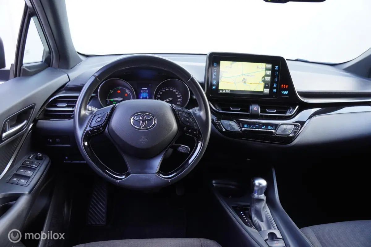 1.8 Hybrid Dynamic 2019 72.403 KM