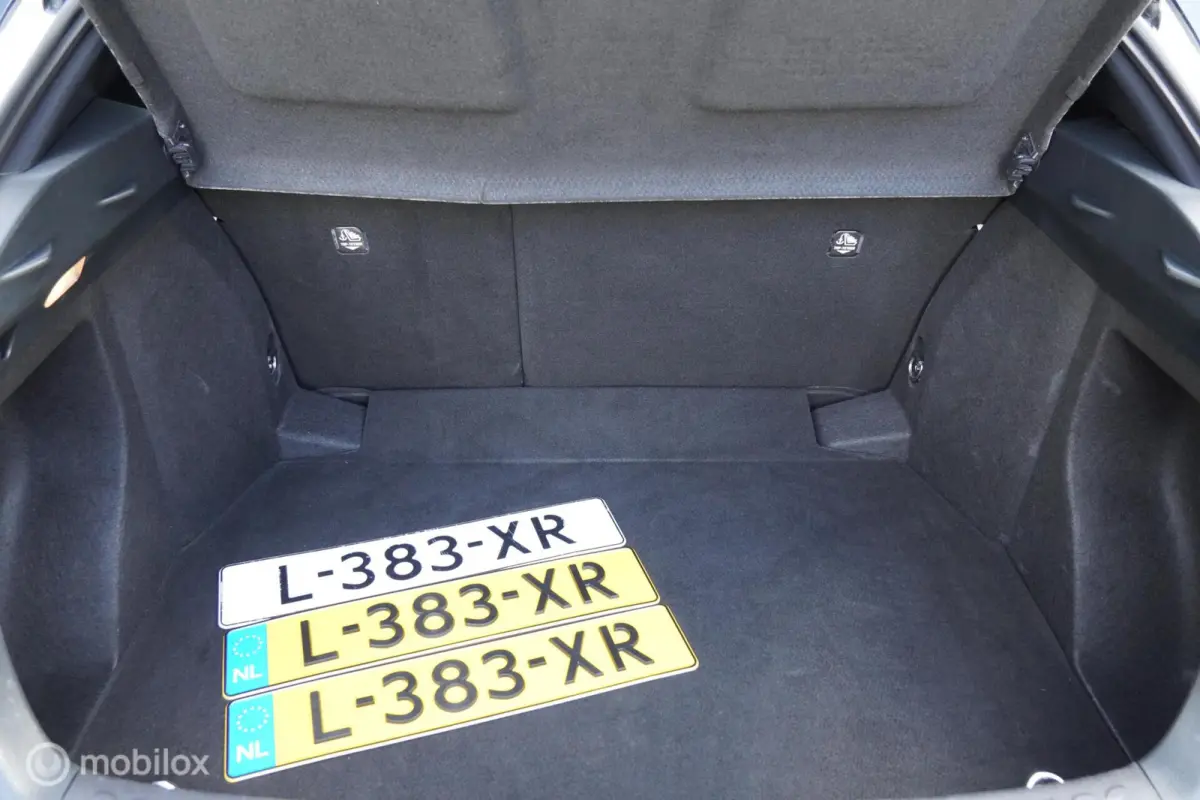 1.8 Hybrid Dynamic 2019 72.403 KM