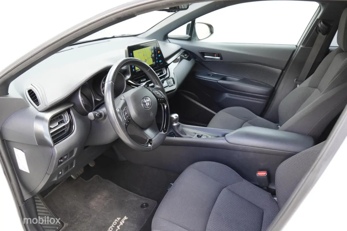 1.8 Hybrid Dynamic 2019 72.403 KM
