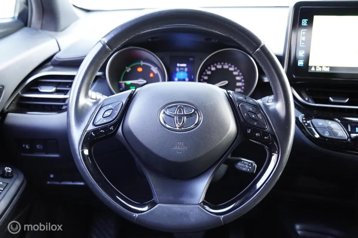 1.8 Hybrid Dynamic 2019 72.403 KM