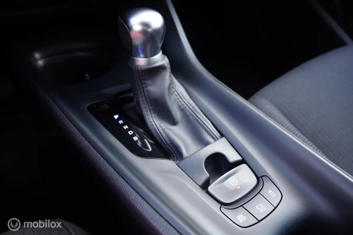 1.8 Hybrid Dynamic 2019 72.403 KM