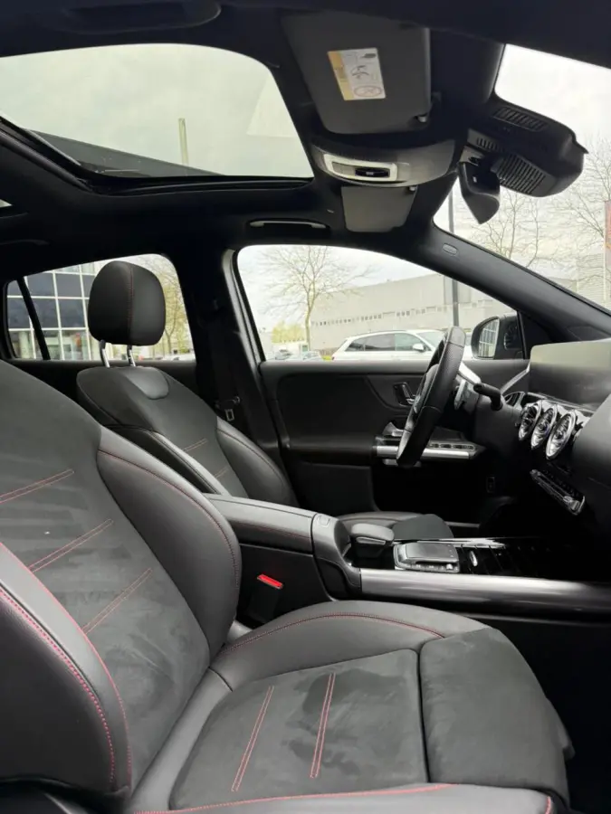 300 4MATIC AMG Line 67 kWh|AMG|Pano|Distronic+|360cam
