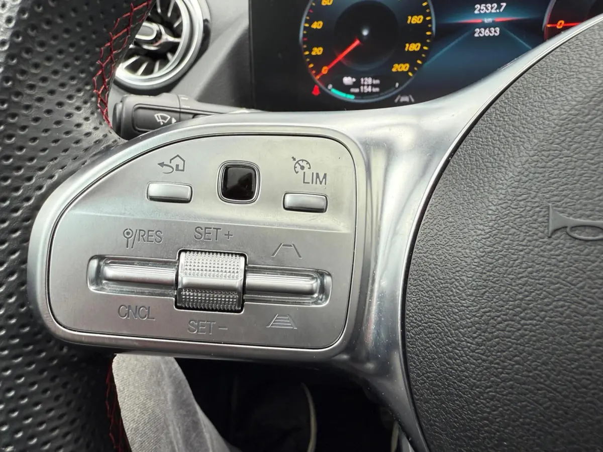 300 4MATIC AMG Line 67 kWh|AMG|Pano|Distronic+|360cam