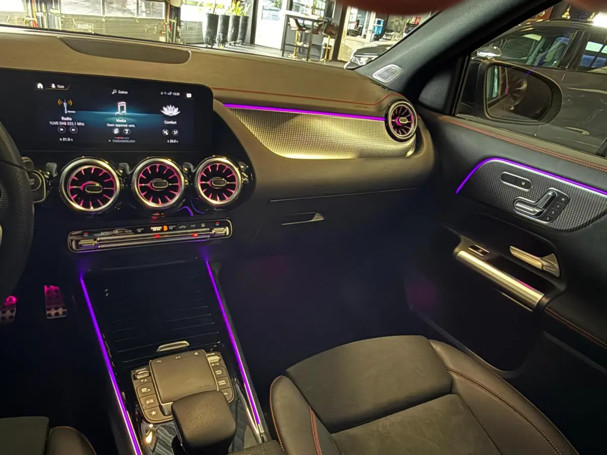 300 4MATIC AMG Line 67 kWh|AMG|Pano|Distronic+|360cam