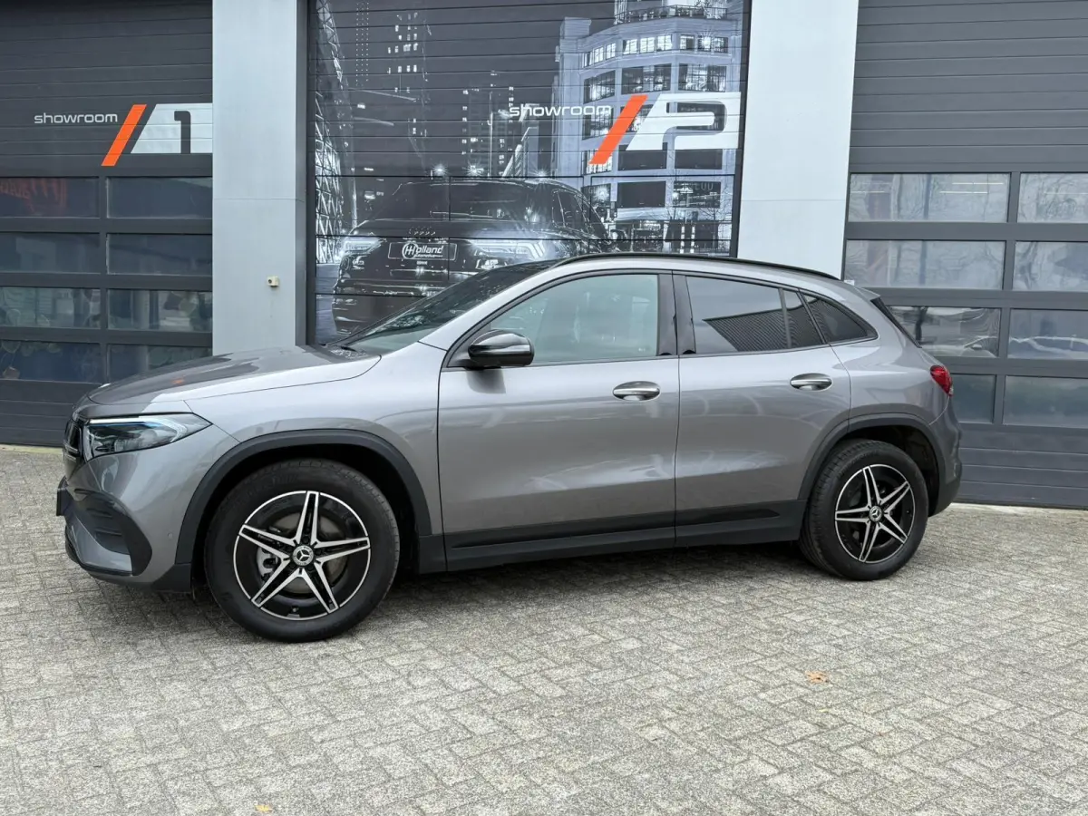 300 4MATIC AMG Line 67 kWh|AMG|Pano|Distronic+|360cam