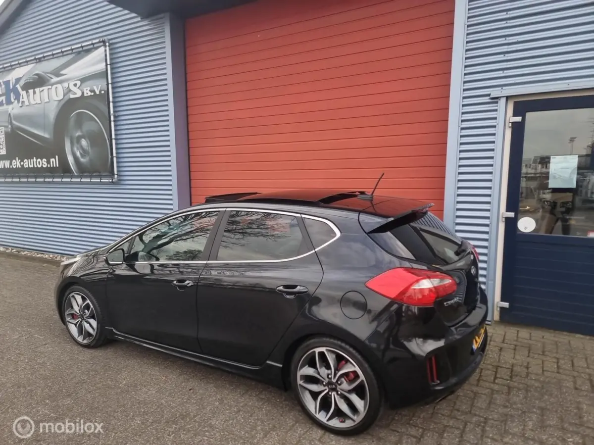cee'd 1.6 T-GDi GT Sport 205pk. Keurig !! Alle opties !!