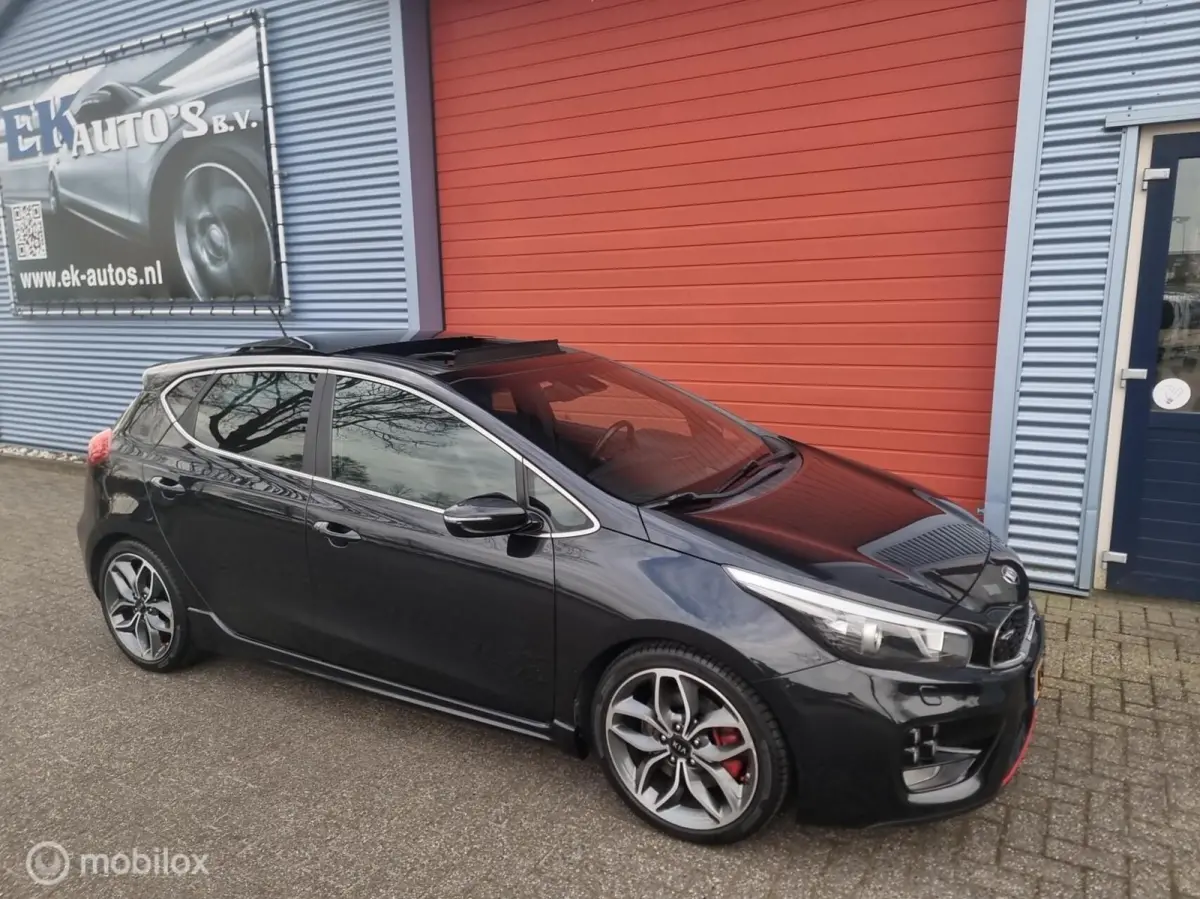 cee'd 1.6 T-GDi GT Sport 205pk. Keurig !! Alle opties !!