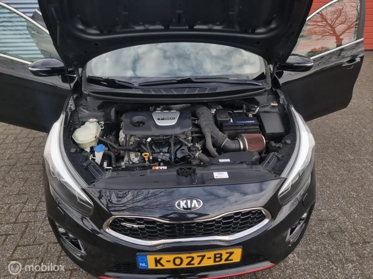 cee'd 1.6 T-GDi GT Sport 205pk. Keurig !! Alle opties !!