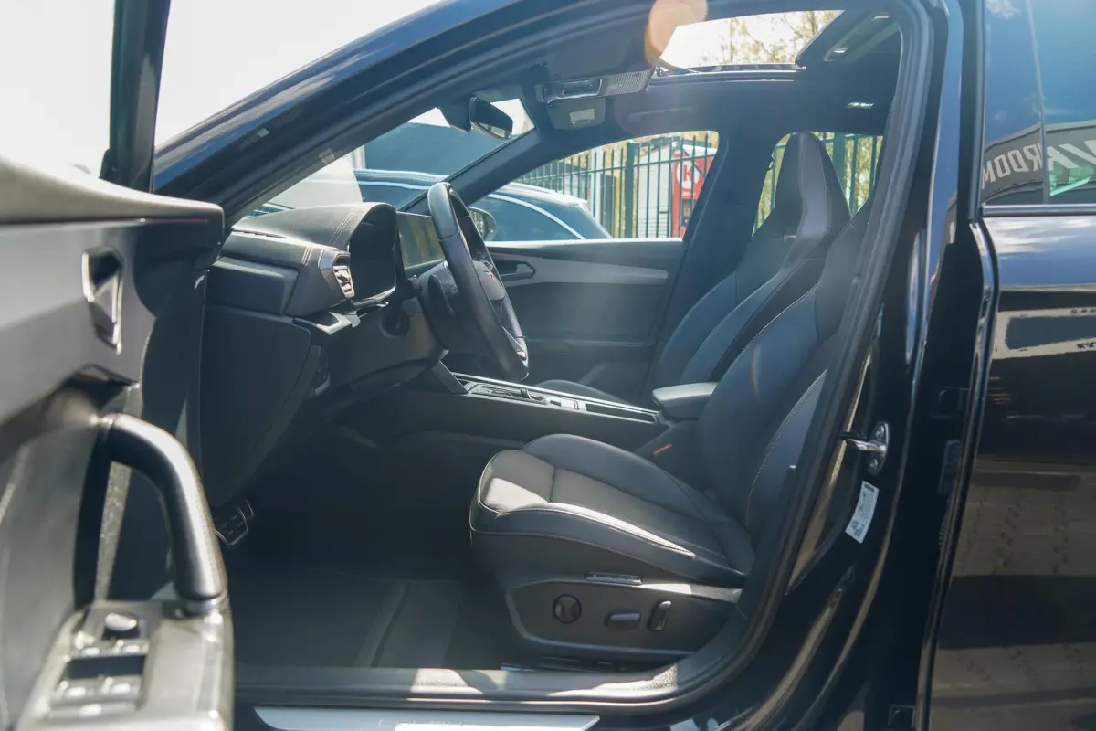 1.4 e-Hybrid VZ Performance Pano|Memory|Elektrische Achterklep|