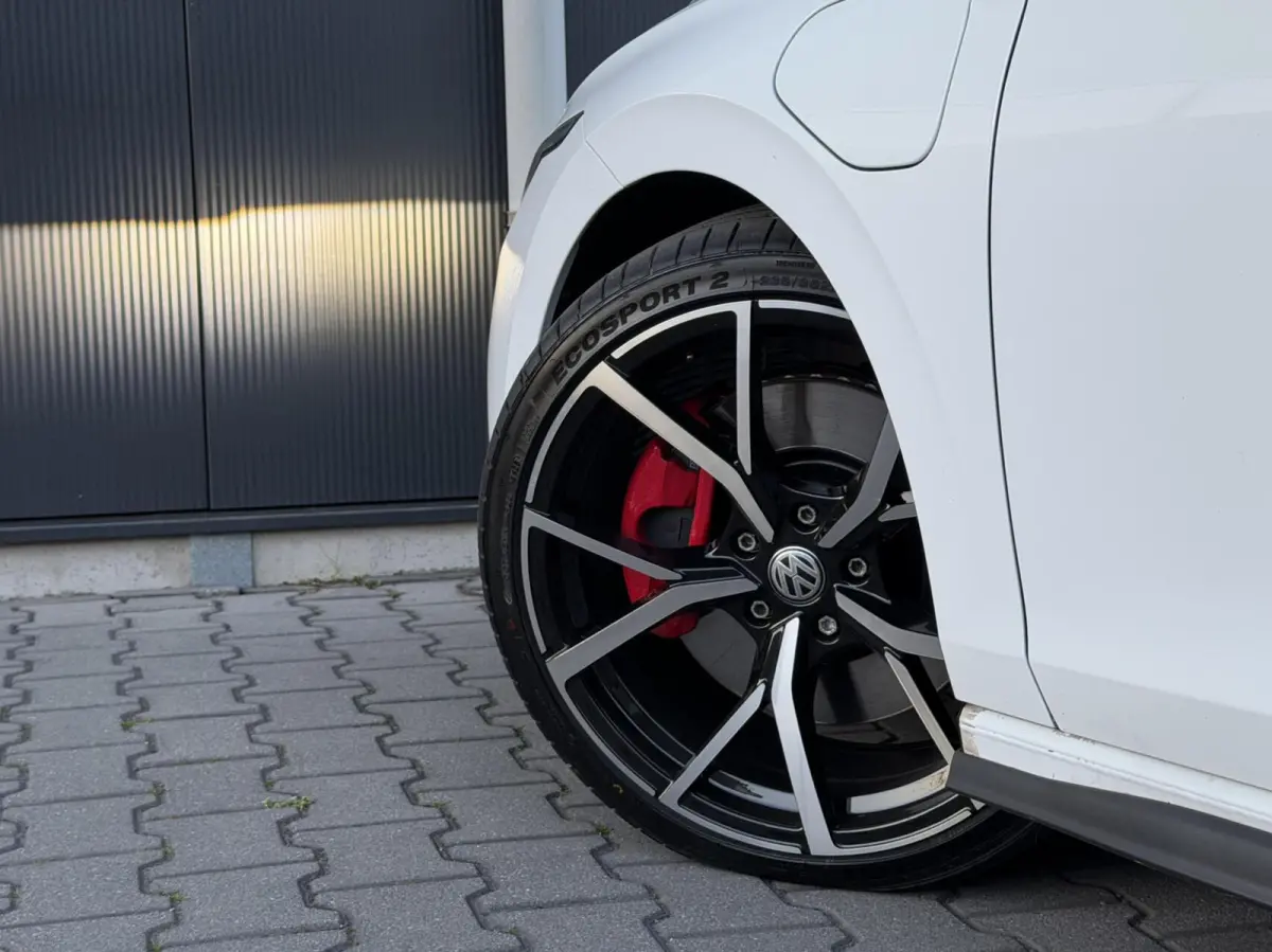 1.4 eHybrid GTE|Eibach|19 inch|winterpack