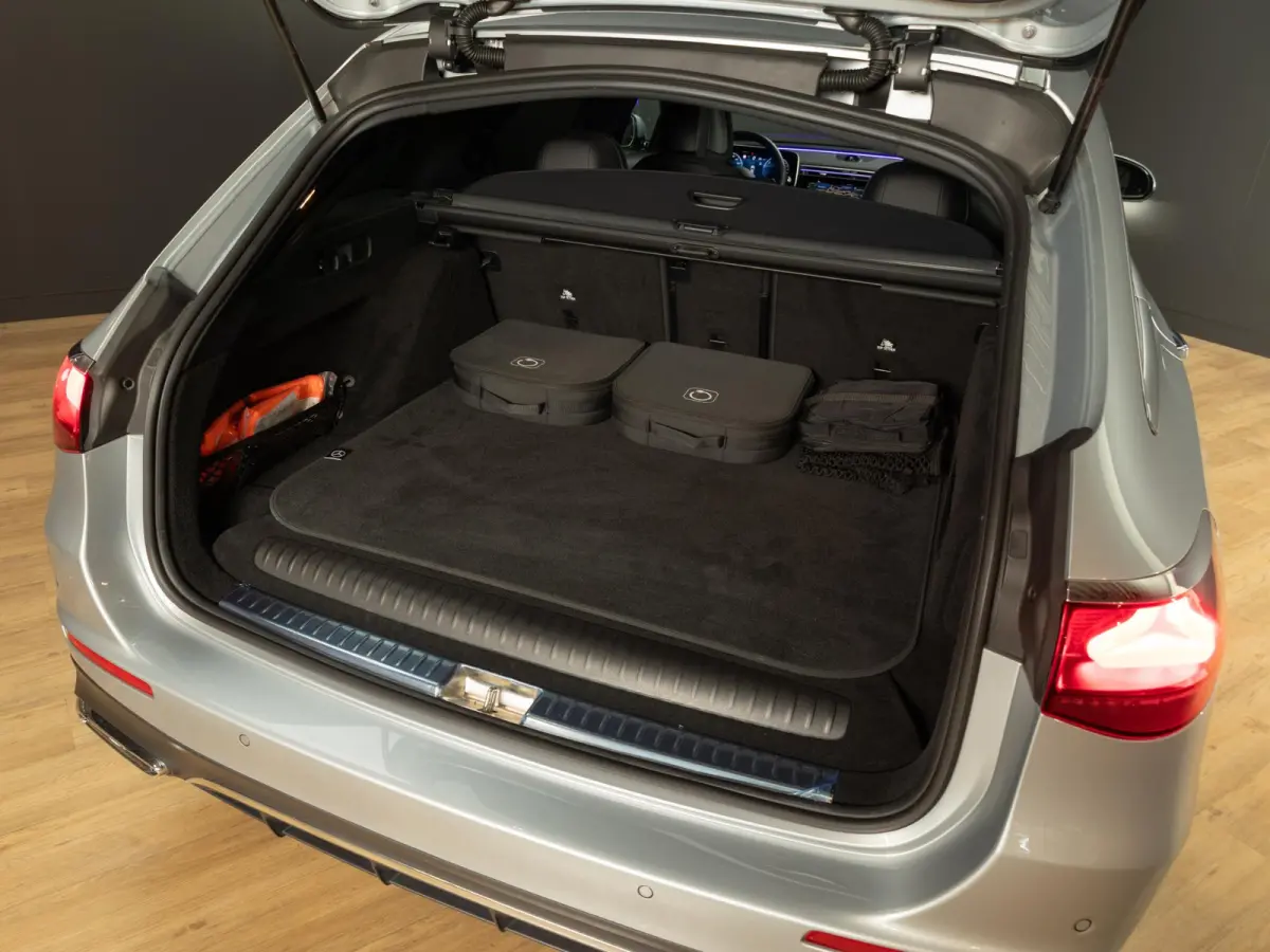 300 e Sport Edition Panorama dak | Trekhaak