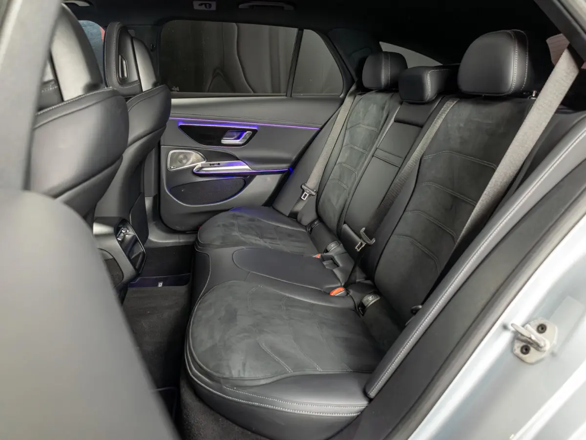 300 e Sport Edition Panorama dak | Trekhaak
